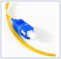 Złącze SC / UPC Fibre Optic Pigtail Końcowa powierzchnia końcówki Pre - Domed