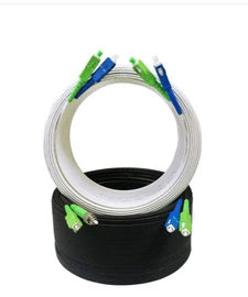 LSZH Osłona Wewnętrzny kabel światłowodowy Przędza kevlarowa Wytrzymałość materiału Członek-kabel FTTH